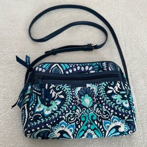 Vera Bradley Trimmed Crossbody Bag Purse in Blue Island Medallion Pattern